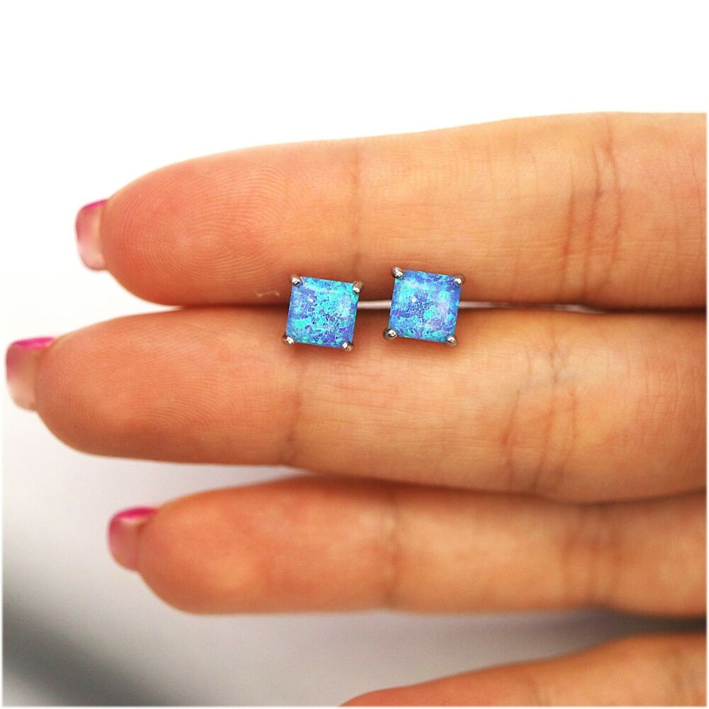 925 Sterling Silver 6mm Stud Earrings