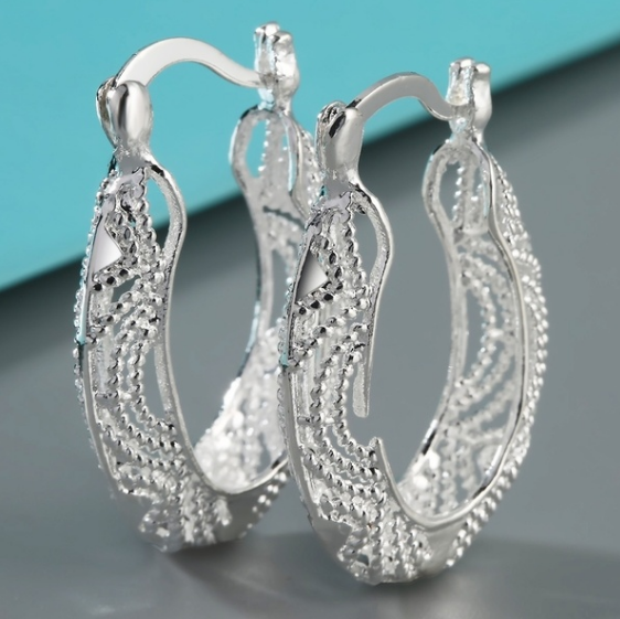 Silver Plated Filigree Round Earrings